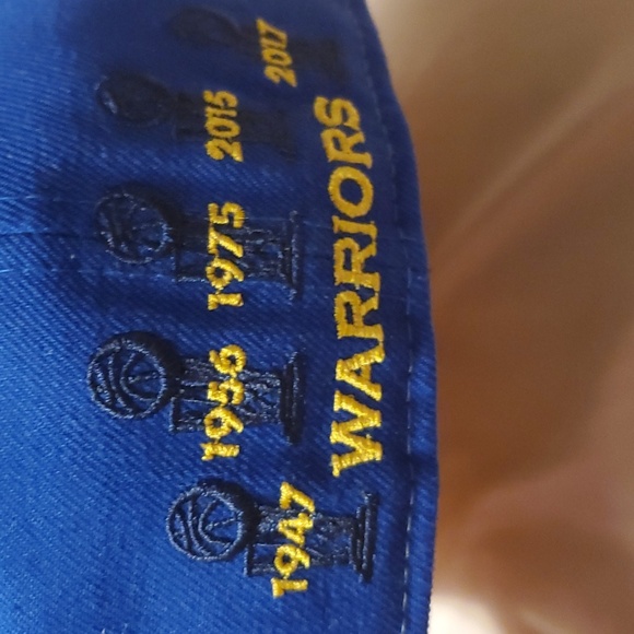 Hat - Picture 4 of 5